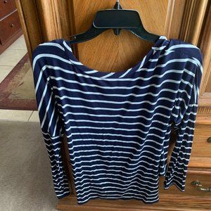 Women's Top Size L